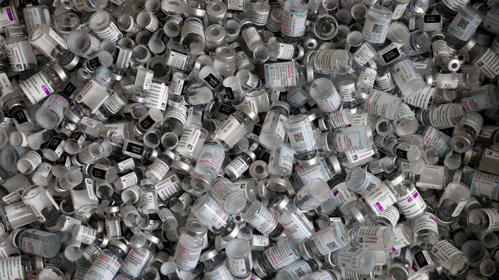 وكالة الأدوية الأوروبية تدعو دول الاتحاد لاستخدام جميع لقاحات كورونا