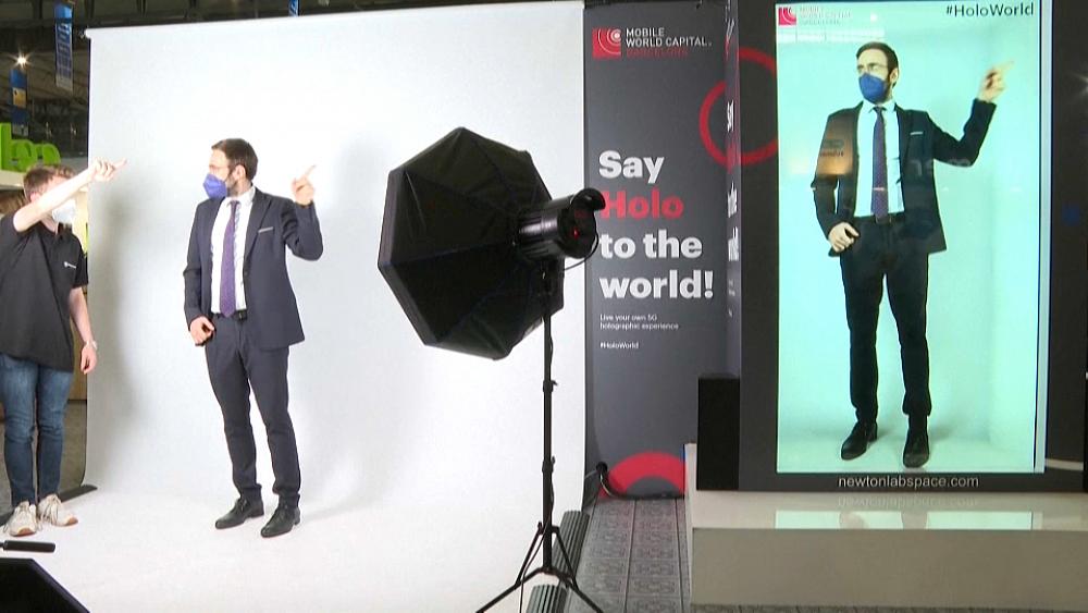 تقنية “الهولغرام” حاضرة بقوة في معرض برشلونة للأجهزة المحمولة لعام 2021