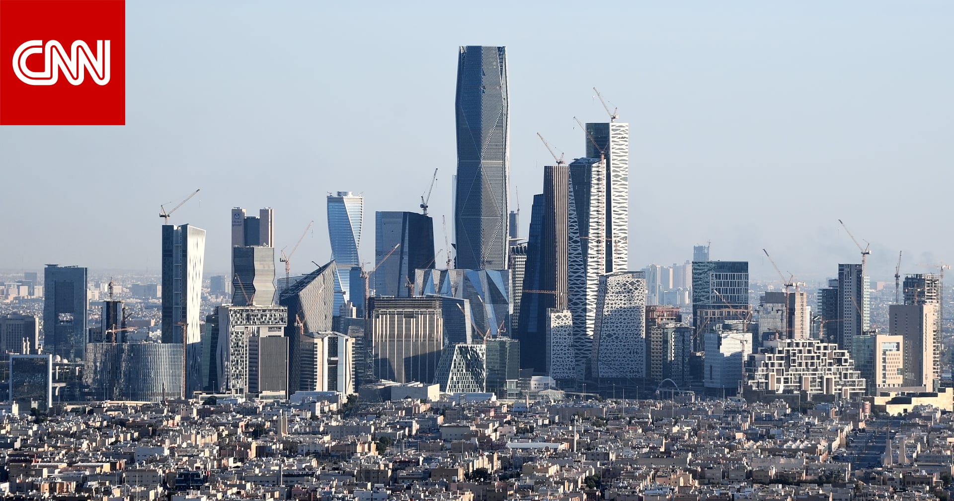 السعودية.. تفاعل بوسم “مشاهير الفلس” وأمير يرد على “إدخال رموز الدولة بعبثهم”