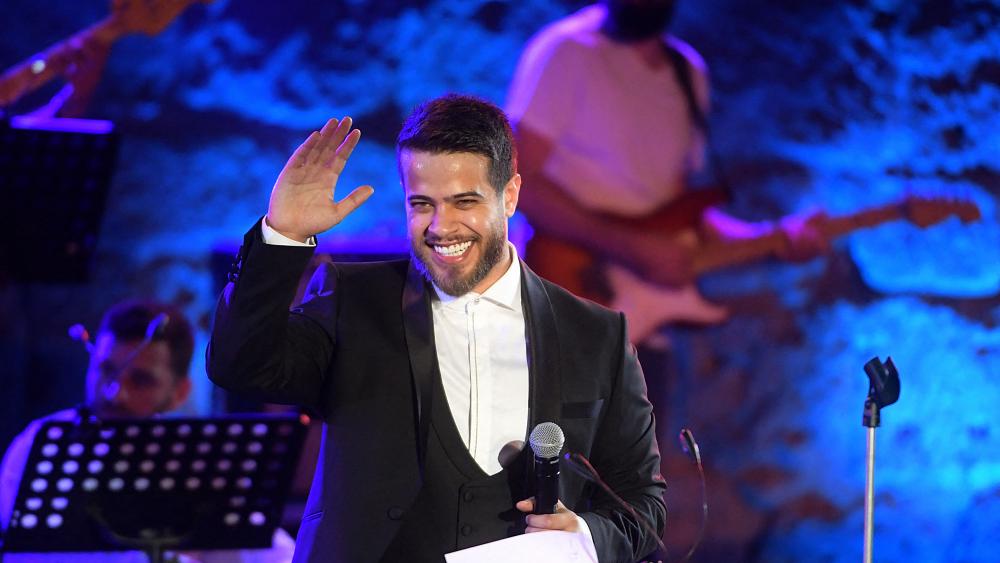 كيف تفاعل الفنانون والمشاهير مع خبر اعتزال أدهم النابلسي الغناء نهائيا؟