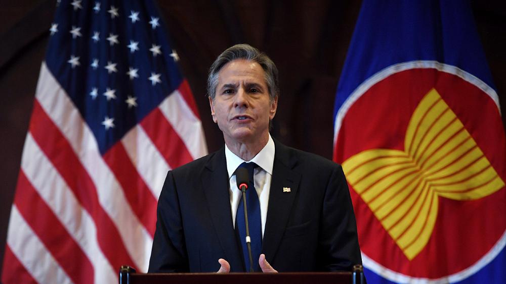 بلينكن يدعو الصين إلى وقف “الأعمال العدوانية” في منطقة المحيطين الهندي والهادئ