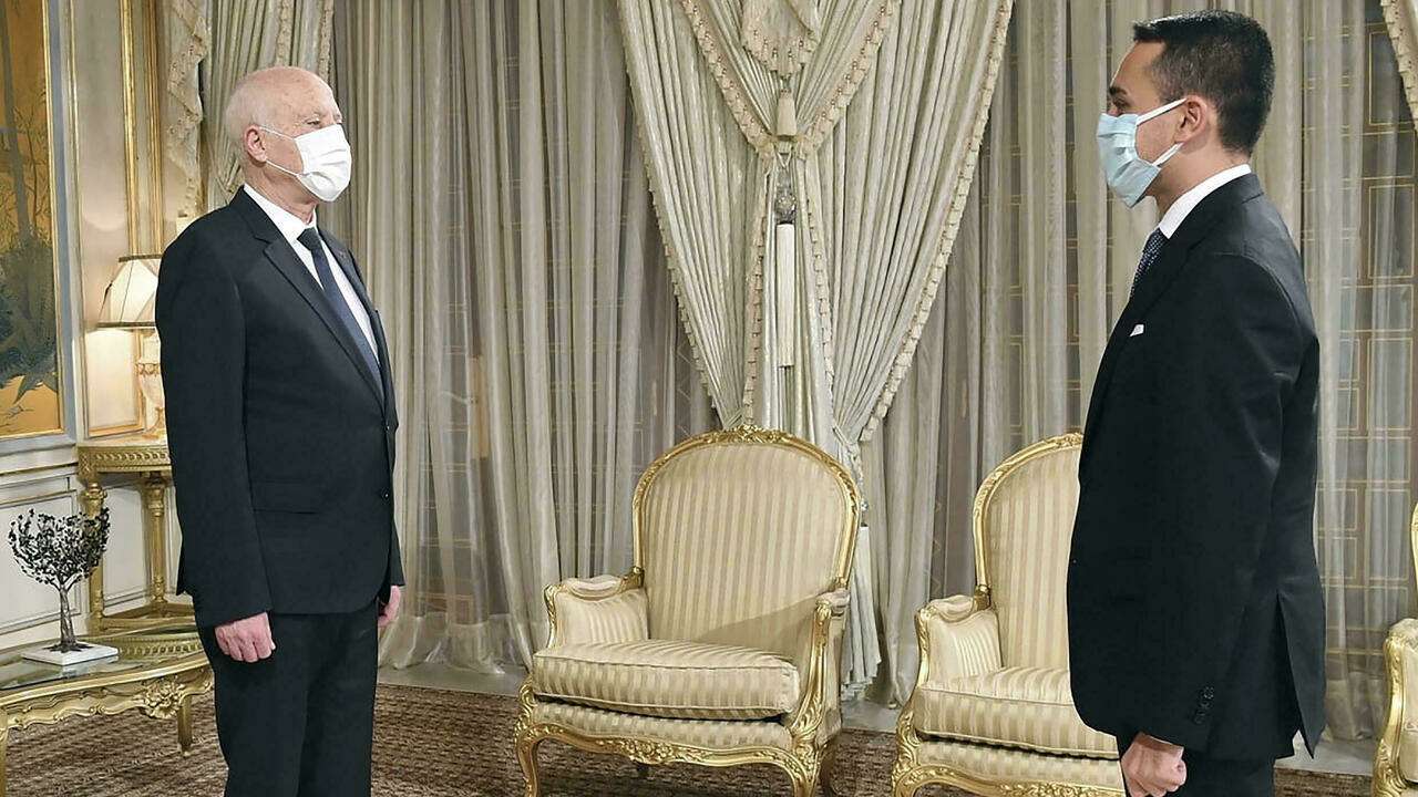 تونس تريد تعاونا مع روما في قضية الهجرة يحترم حقوق المهاجرين