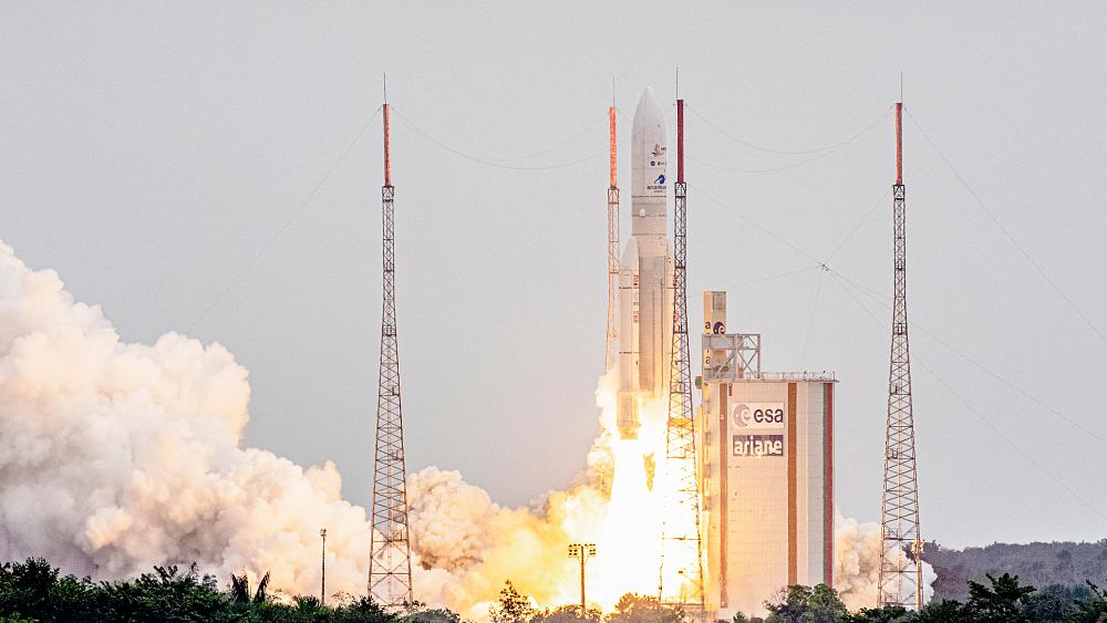 القضاء الألماني يتهم رسمياً عالماً روسياً بالتجسس على برنامج أريان الصاروخي