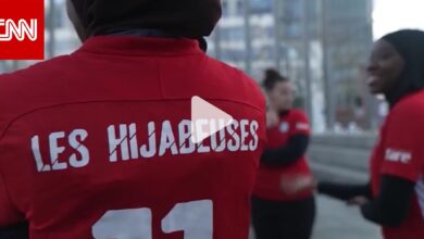 اليوم العالمي للحجاب.. فريق كرة قدم نسائي بفرنسا يحارب حظره في الرياضة