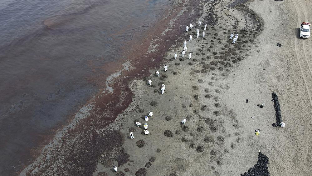 بدون تعليق: تسرّب نفطي جديد قبالة سواحل البيرو