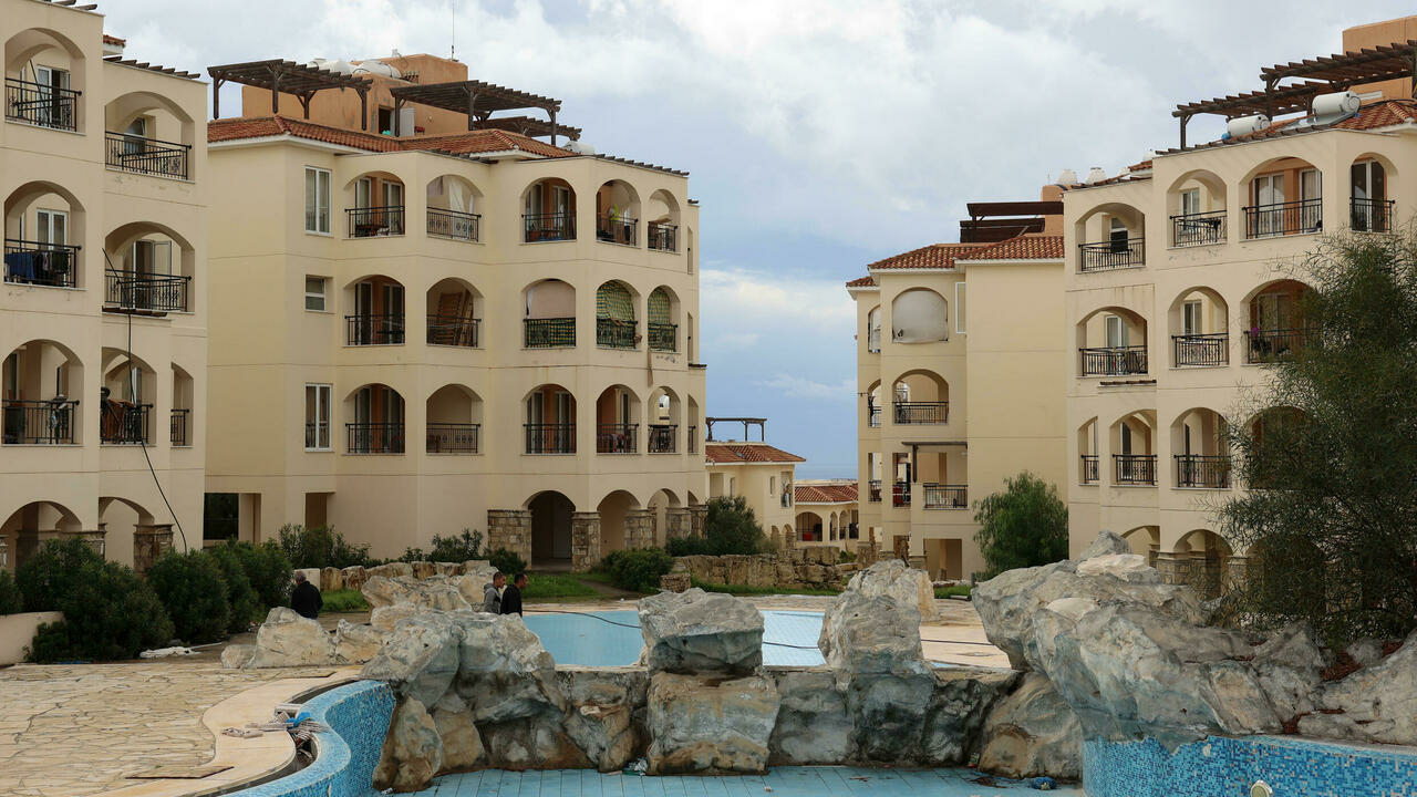 مدينة قبرصية تخشى أن تتحول إلى “غيتو” بسبب المهاجرين