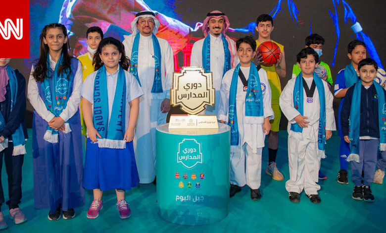 السعودية.. تداول فيديو لطالب فاجأ وزير التعليم بسؤال عن “إجازة برمضان” وكيف رد المسؤول