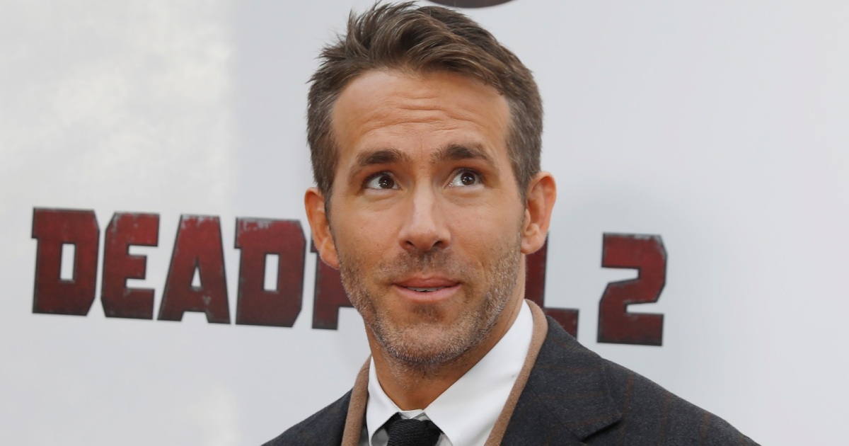 رايان رينولدز.. نجم هوليود ورجل الأعمال الذي يحوّل التراب إلى ذهب