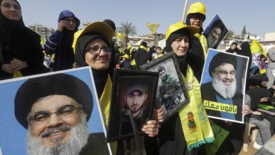 هل يملاأ حزب الله الفراغ الذي سيتركه انسحاب الحريري من السياسة اللبنانية؟