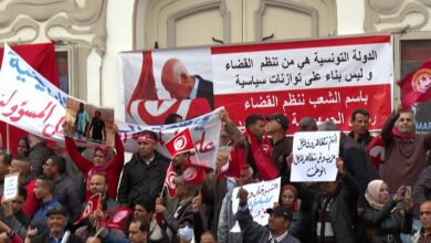 بدون تعليق: تظاهرة داعمة للرئيس التونسي قيس سعيد تدعوه إلى محاسبة الأحزاب السياسية