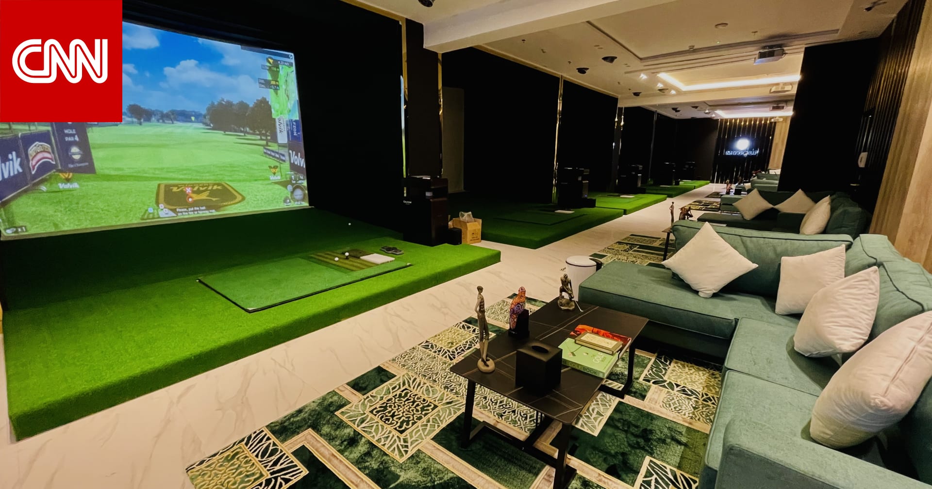 هل تريد الهروب من حرارة الصيف بالإمارات؟ نظرة داخل أول منشأة غولف داخلية بدبي