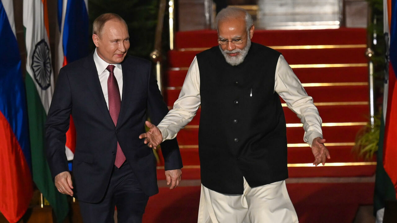 أوكرانيا على جدول أعمال جولة رئيس الوزراء الهند الأوروبية