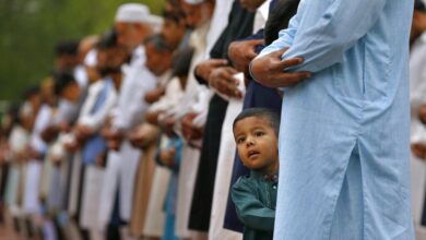 وسم “الغيبوبة الجماعية” في عيد الفطر.. صور وتعليقات طريفة على مواقع التواصل