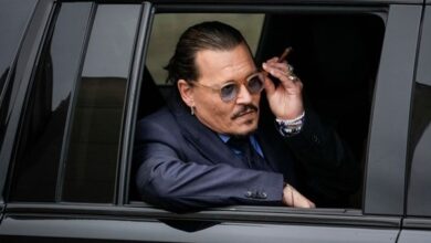 «سوار-العدالة»-ارتداه-جوني-ديب-في-محاكمته-أمام-آمبر-هيرد.-فما-قصته؟