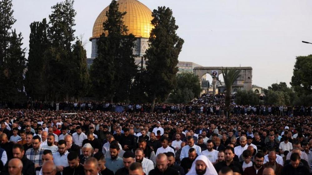 مواجهات في المسجد الأقصى بين مصلين وقوات الأمن الإسرائيلية