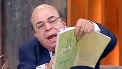تعقيب أحمد عبده ماهر عن حوادث استهدفت الاقباط: الفكر المتطرف ينتشر كعدوى كورونا وبحذر من حرب اهلية