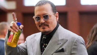 المشاهير-يهنئون-جوني-ديب-بالفوز.-وتعليقات-ساخرة-من-هنيدي-وحمادة-هلال