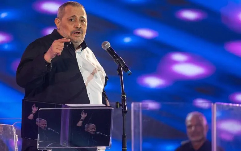 نجوم الفن والجمهور يتمنون لجورج وسوف الشفاء العاجل