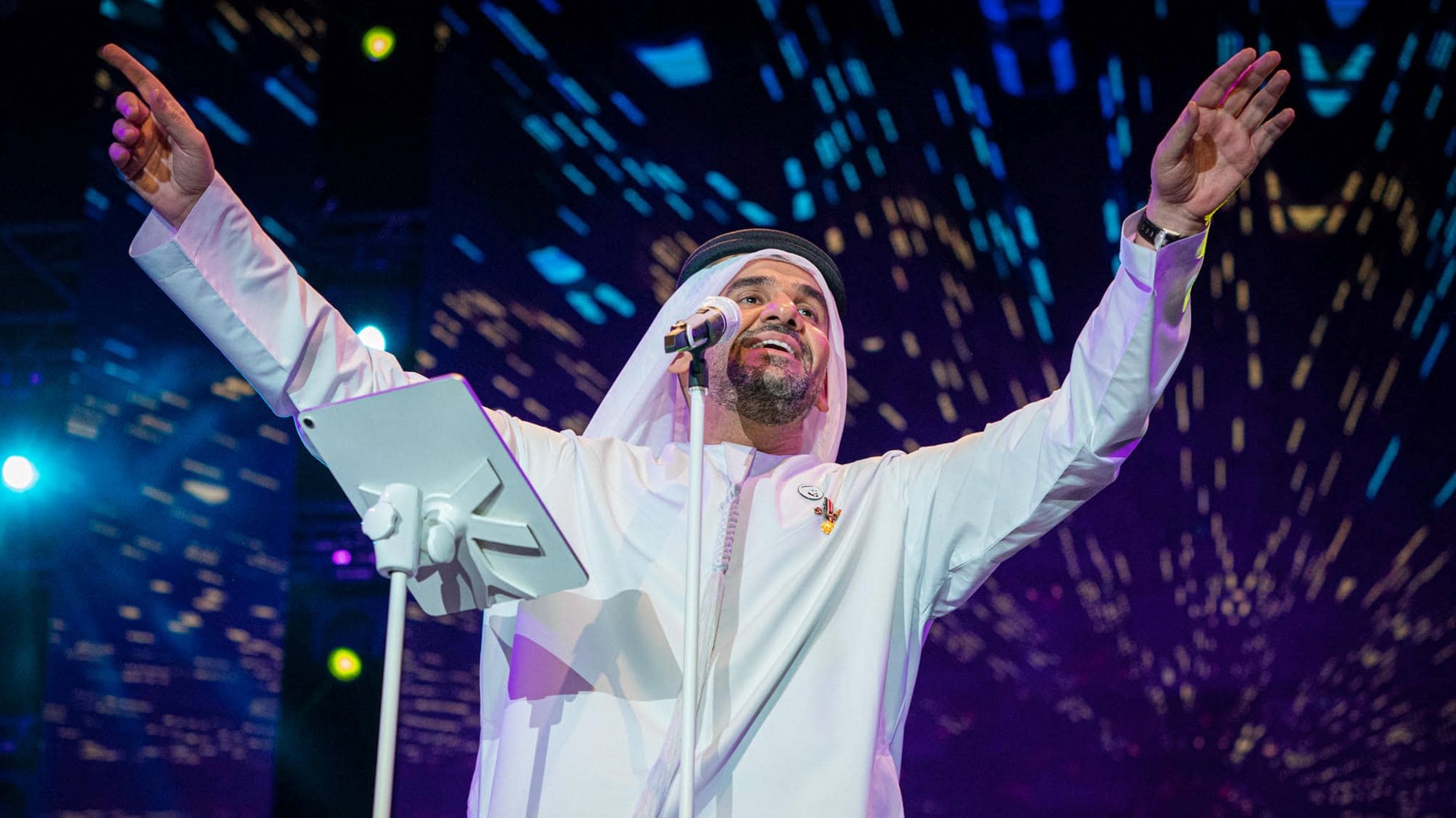 إحتفال حسين الجسمي بعيد ميلاده الـ 43