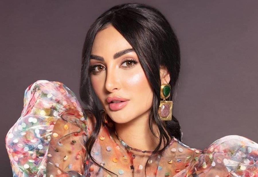 بصورها في إجازتها الصيفية نور الغندور تشارك الجمهور