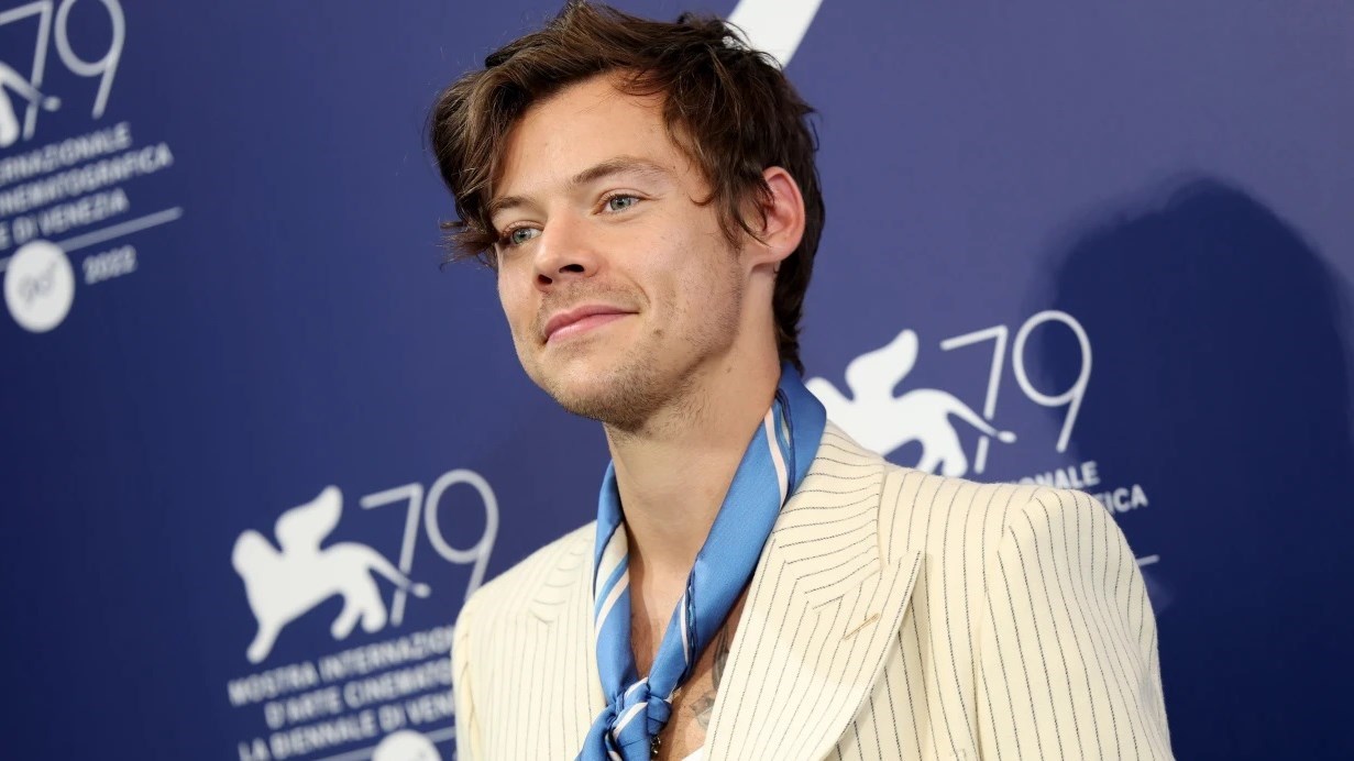 حقيقة الخلاف بين هاري ستايلز وكريس باين في فينيسيا