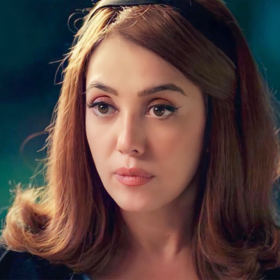 كنده علوش تستعيد نشاطها الفني بعد الولادة في فينيسيا