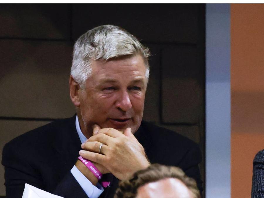 أليك بالدوين يشارك صورة هالينا هتشينز في الذكرى الثانوية لوفاتها