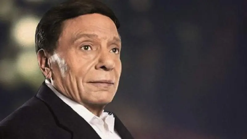 صديق مقرب للفنان عادل إمام يكشف تفاصيل حالته الصحية