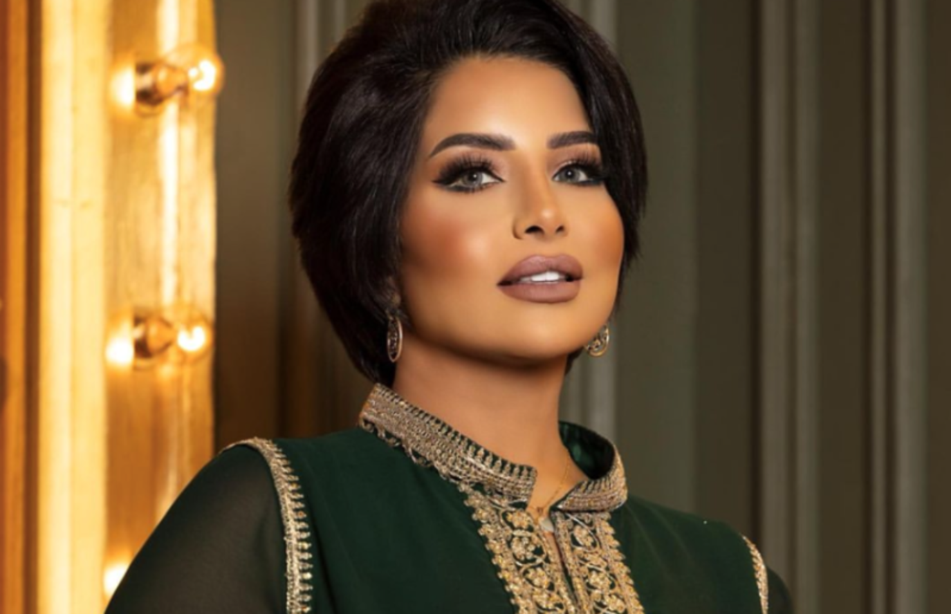 مي البلوشي تستعد لمسرحية الرعب الكوميدية "الطابق الثاني" لعيد الأضحى