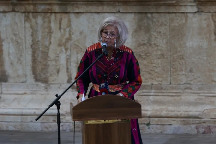 مهرجان جرش يفتتح فعالياته بأشعار سعودية